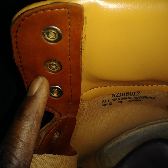 Authentic CABELAS Boots main image 7